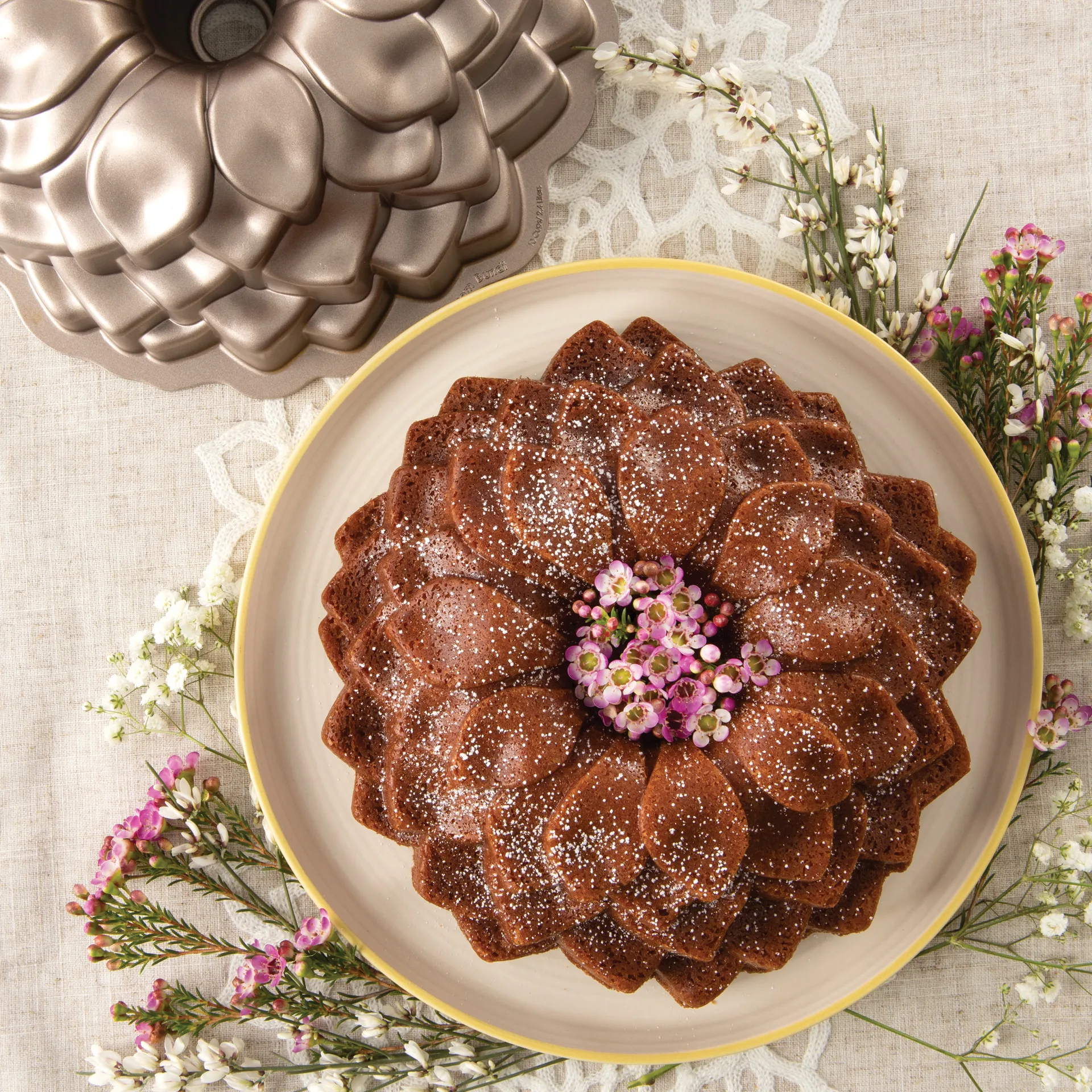Nordic Ware Blossom Bundt kakeform, 2,4 L Nordic Ware