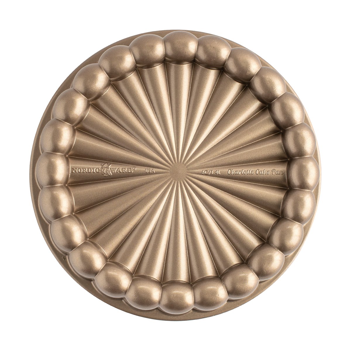 Nordic Ware Charlotte bakeform 1,4 l | Skandinavisk Design | Kakeformer & Pepperkakeformer | Gullfarge
