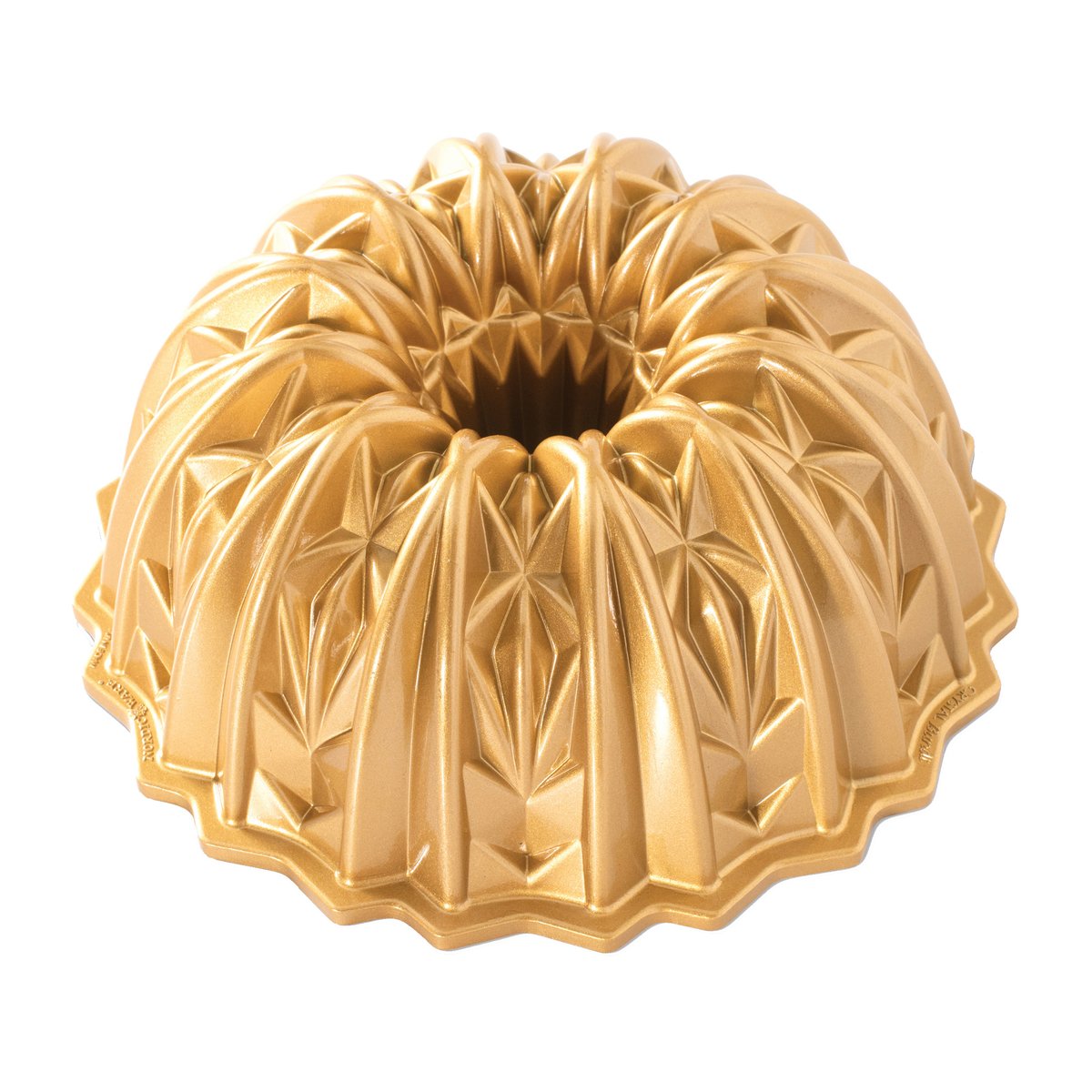 Nordic Ware cut crystal bundt bakeform 2,4 l | Skandinavisk Design | Kakeformer & Pepperkakeformer | Gullfarge