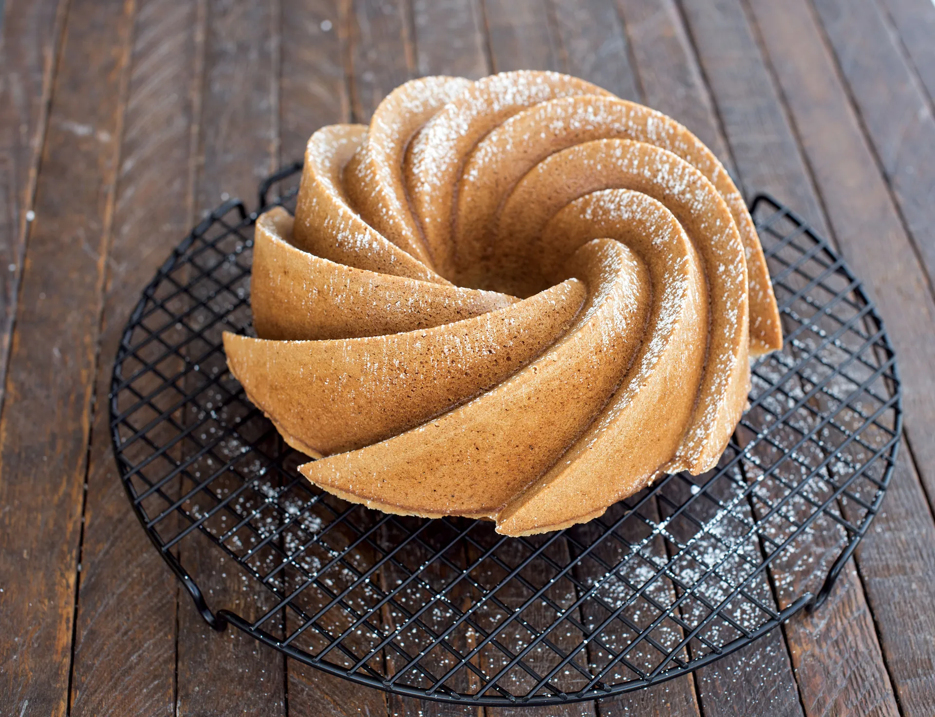 Nordic Ware Heritage Bundt kakeform gull, 2,4 L Nordic Ware