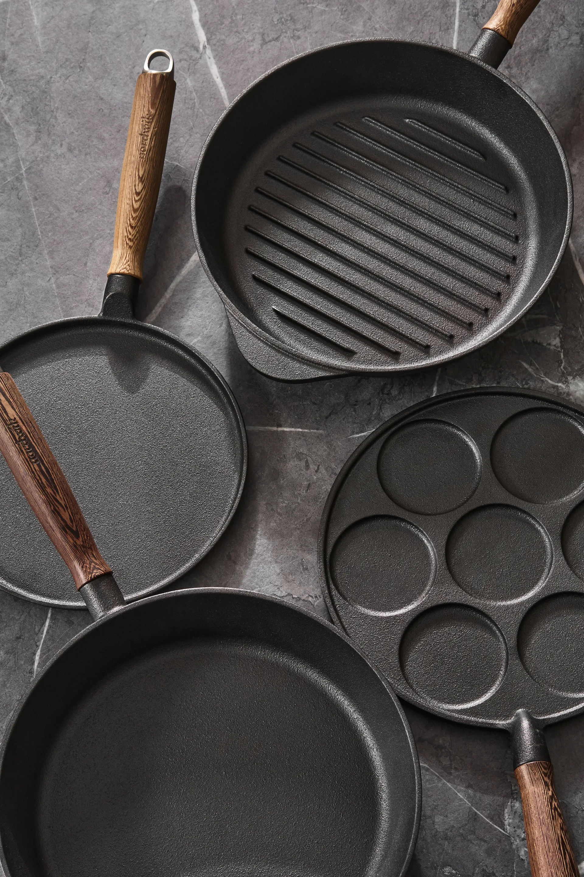 Nordwik stekepanne i støpejern med trehåndtak, 28 cm Nordwik