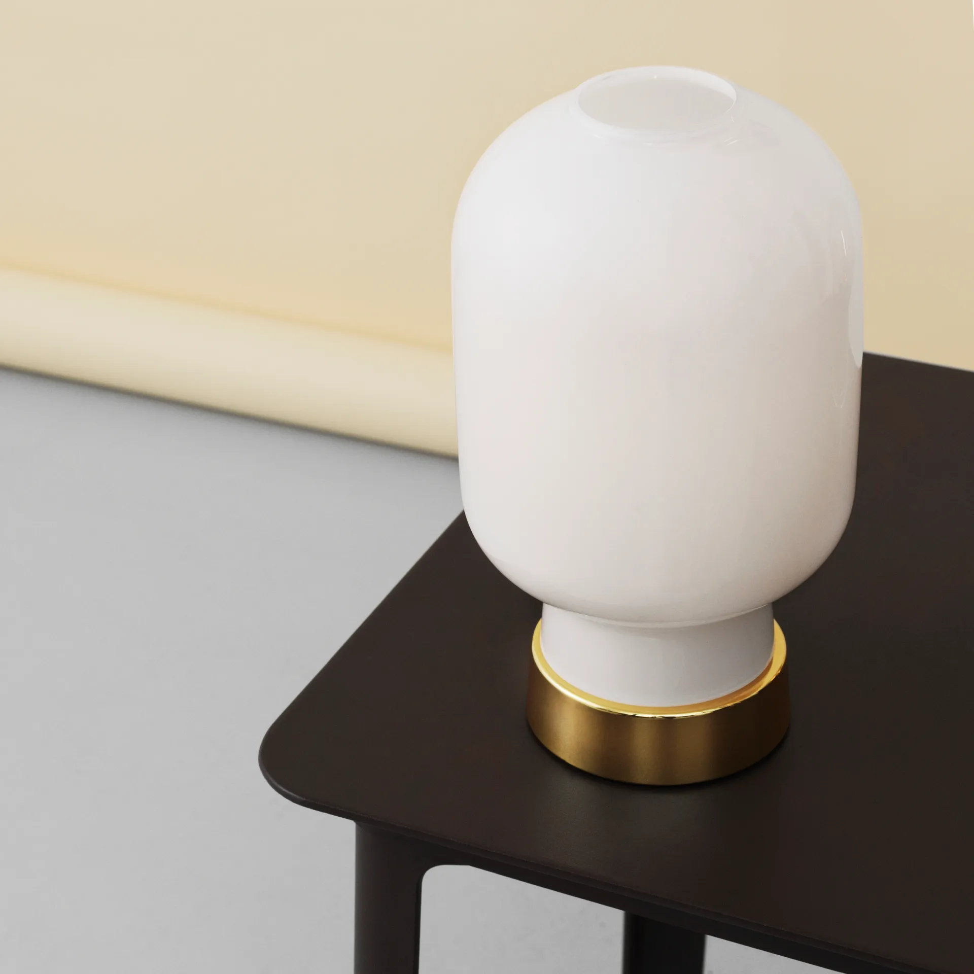 Amp bordlampe, Hvit-messing Normann Copenhagen
