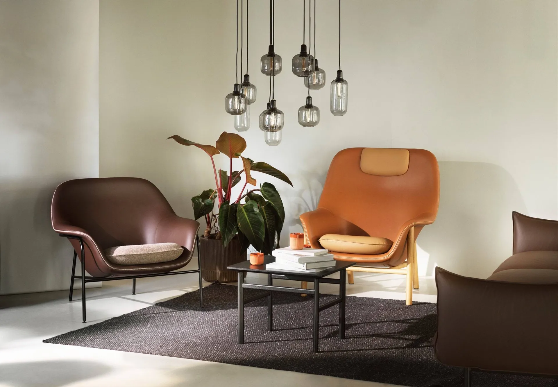 Amp lampe liten, grå-sort Normann Copenhagen