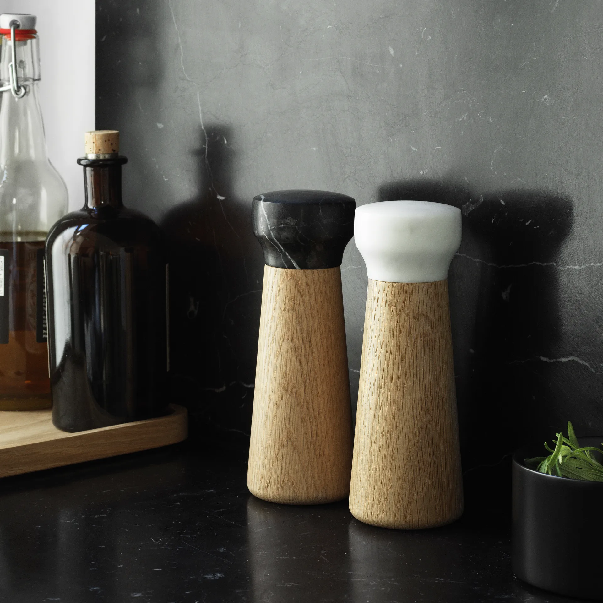 Craft saltkvern eik-hvit marmor, liten Normann Copenhagen