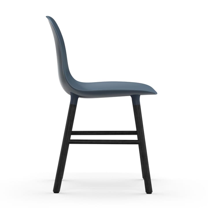 Form stol svart bein, Blå Normann Copenhagen