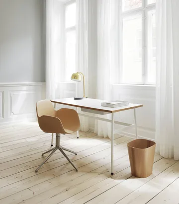 Grant bordlampe - brass - Normann Copenhagen