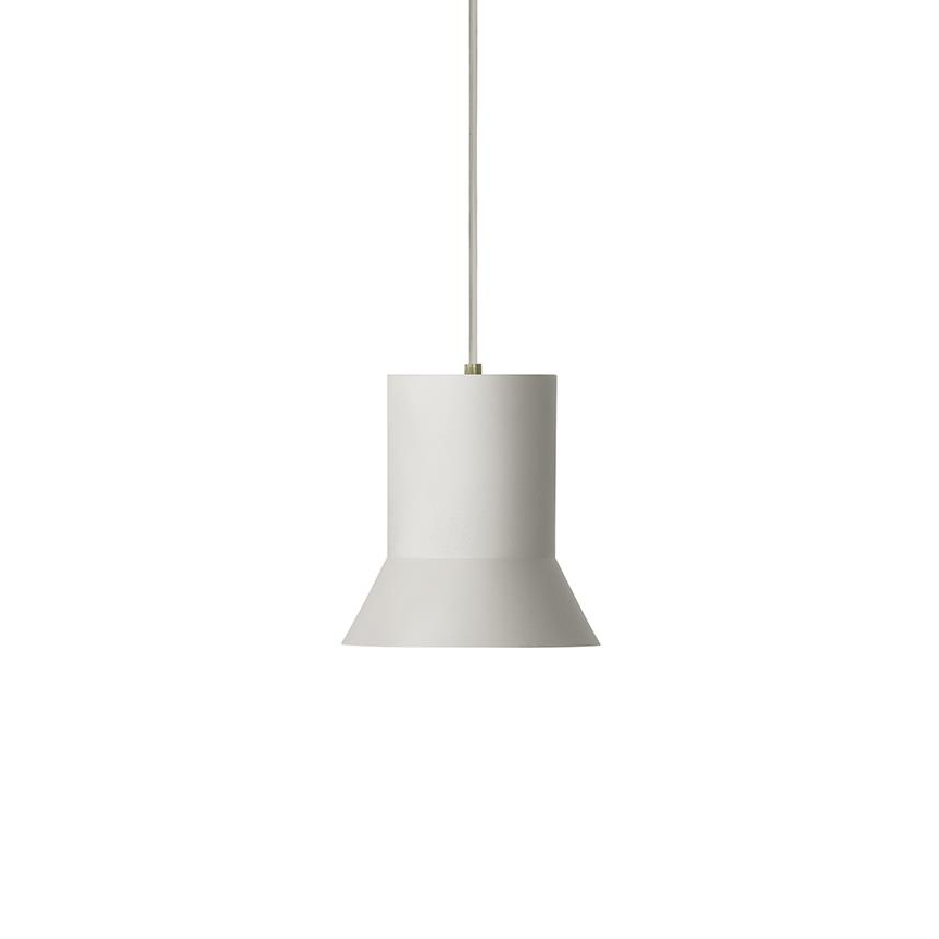 Bilde av Normann Copenhagen Hat taklampe medium Warm grey