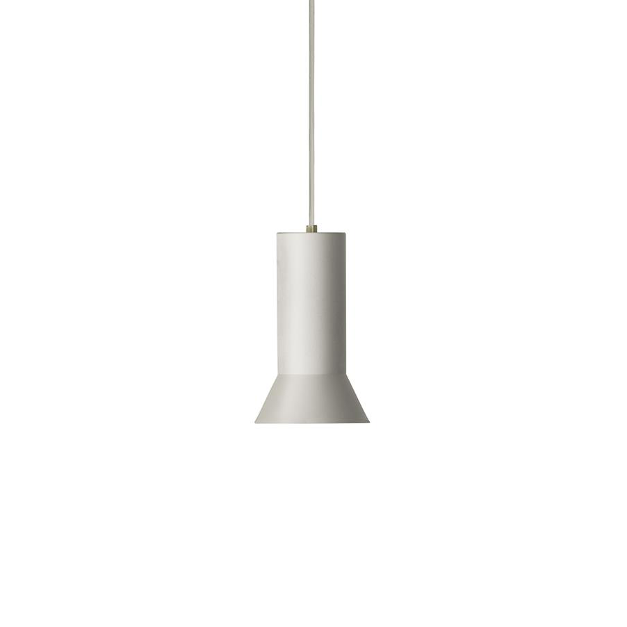 Bilde av Normann Copenhagen Hat taklampe small Warm grey