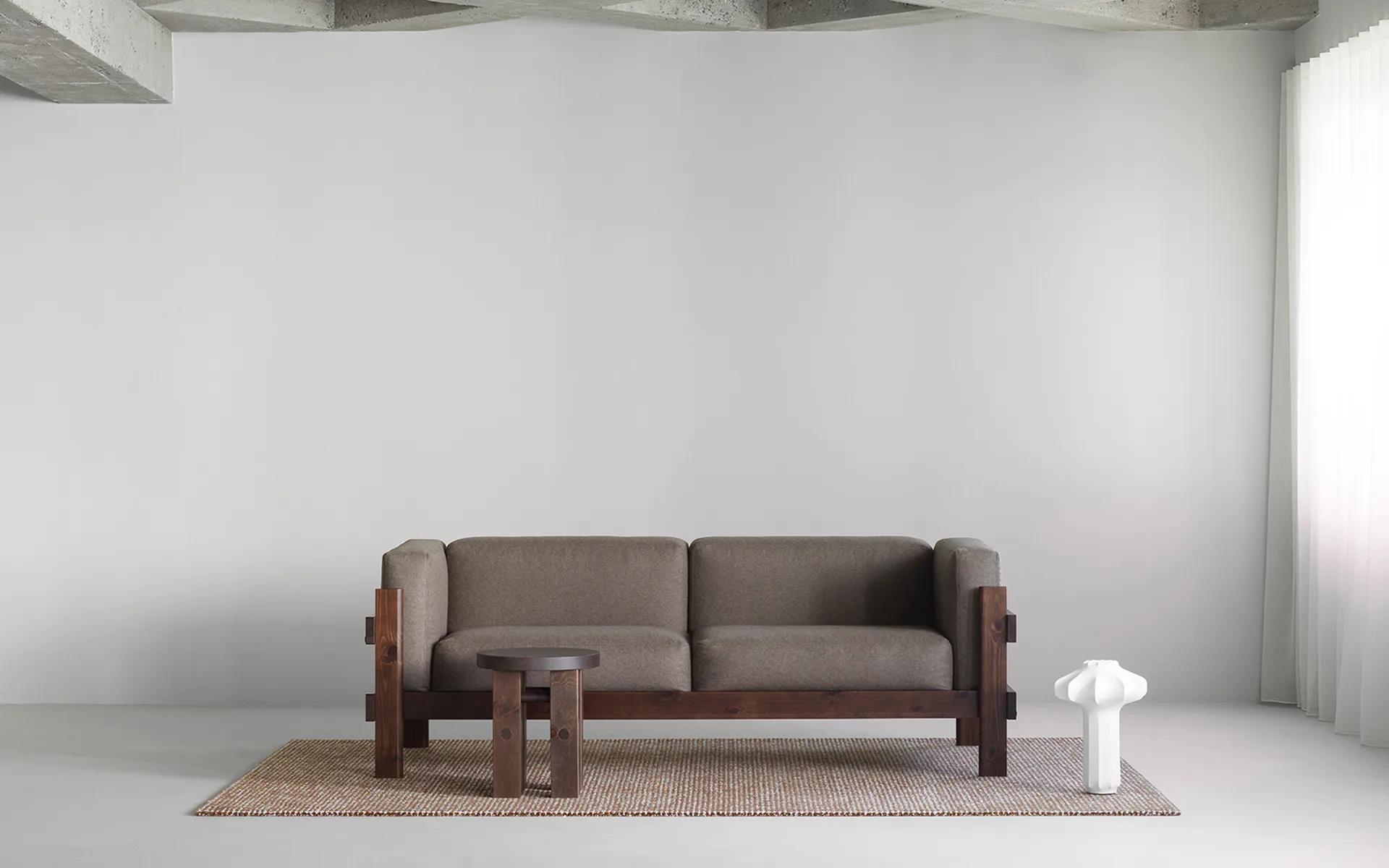 Kube sofa, Brunlakkert furu-stoff Remix 223 Beige, 220 cm Normann Copenhagen
