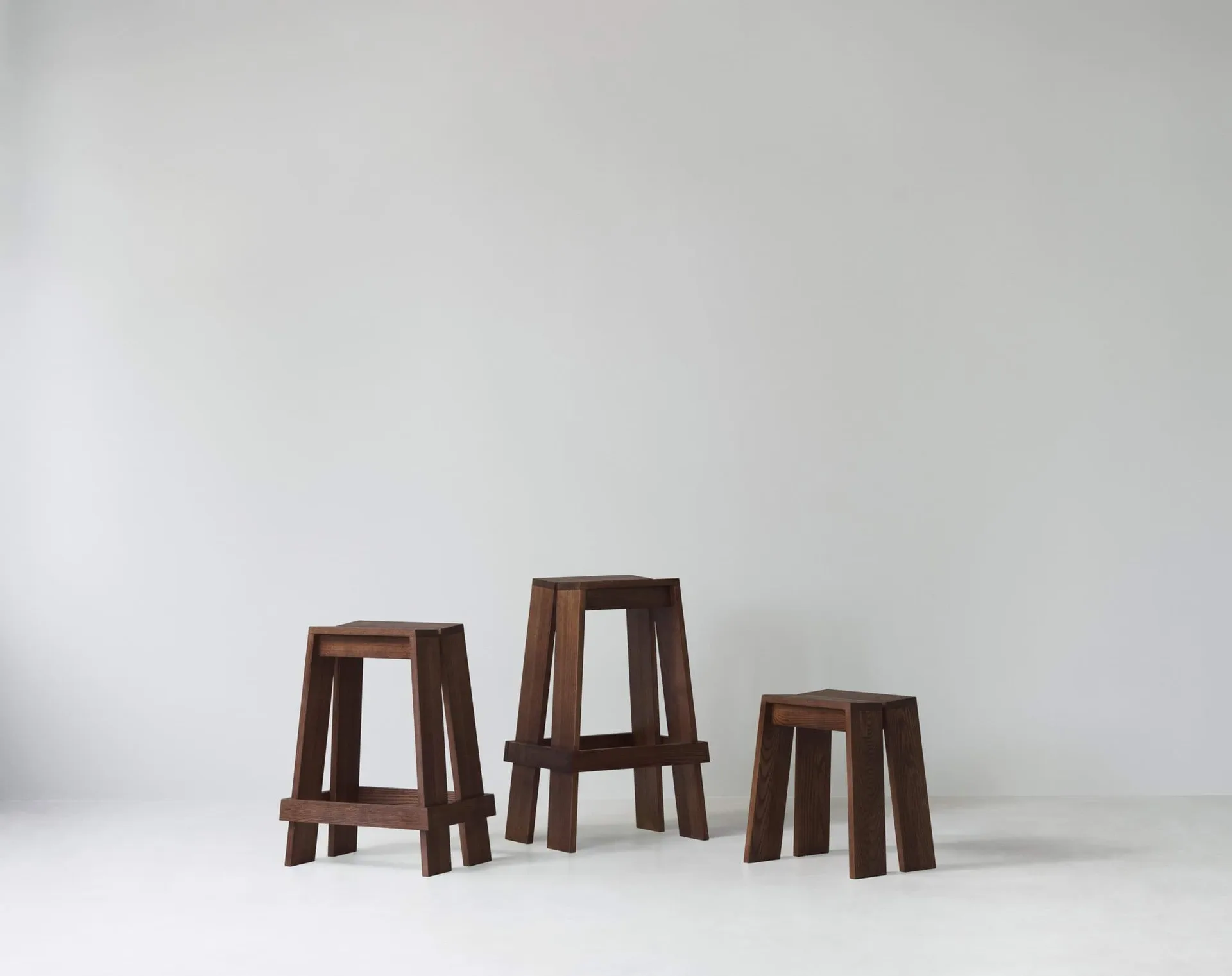 Let barkrakk 65 cm, Brown Stained Ash Normann Copenhagen