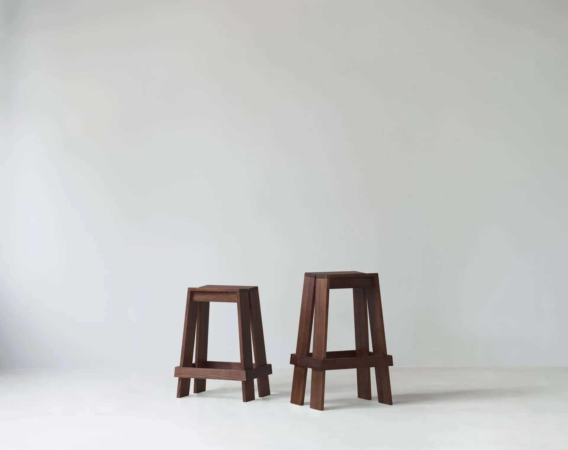 Let barkrakk 65 cm, Brown Stained Ash Normann Copenhagen