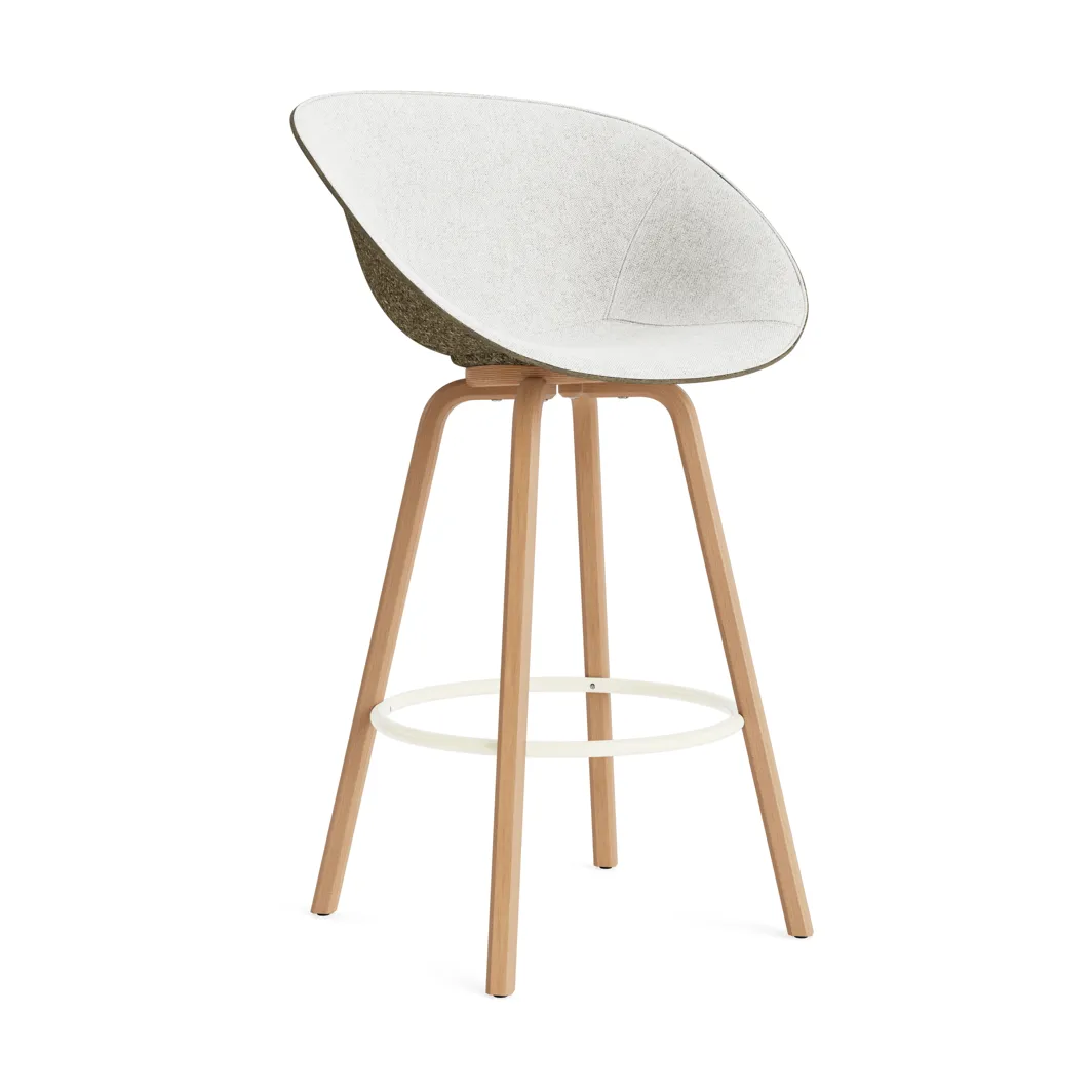 Mat Bar Armchair karmstol  fremsidepolstring 75 cm, Hallingdal 110-seaweed-beech-cream steel Normann Copenhagen