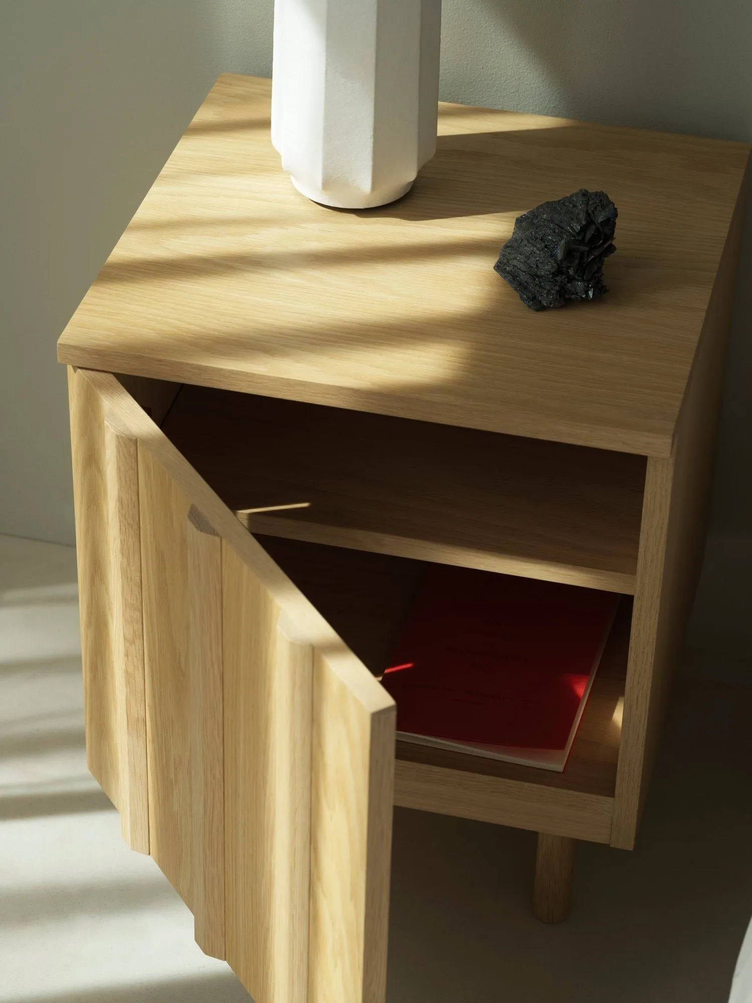 Rib nattbord, Oak, 52x42x40 cm Normann Copenhagen