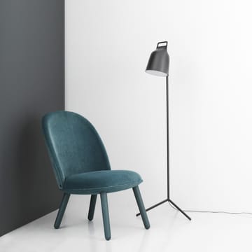 Stage gulvlampe - black, pulverlakkert stål - Normann Copenhagen