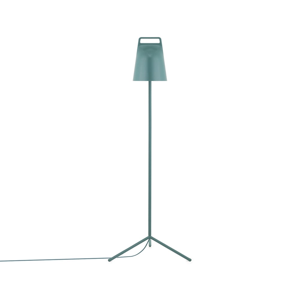 Bilde av Normann Copenhagen Stage gulvlampe petrol green pulverlakkert stål