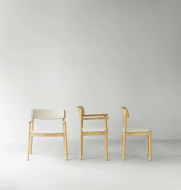 Timb armlene-stol - Tan ash-Hallingdal 220 - Normann Copenhagen