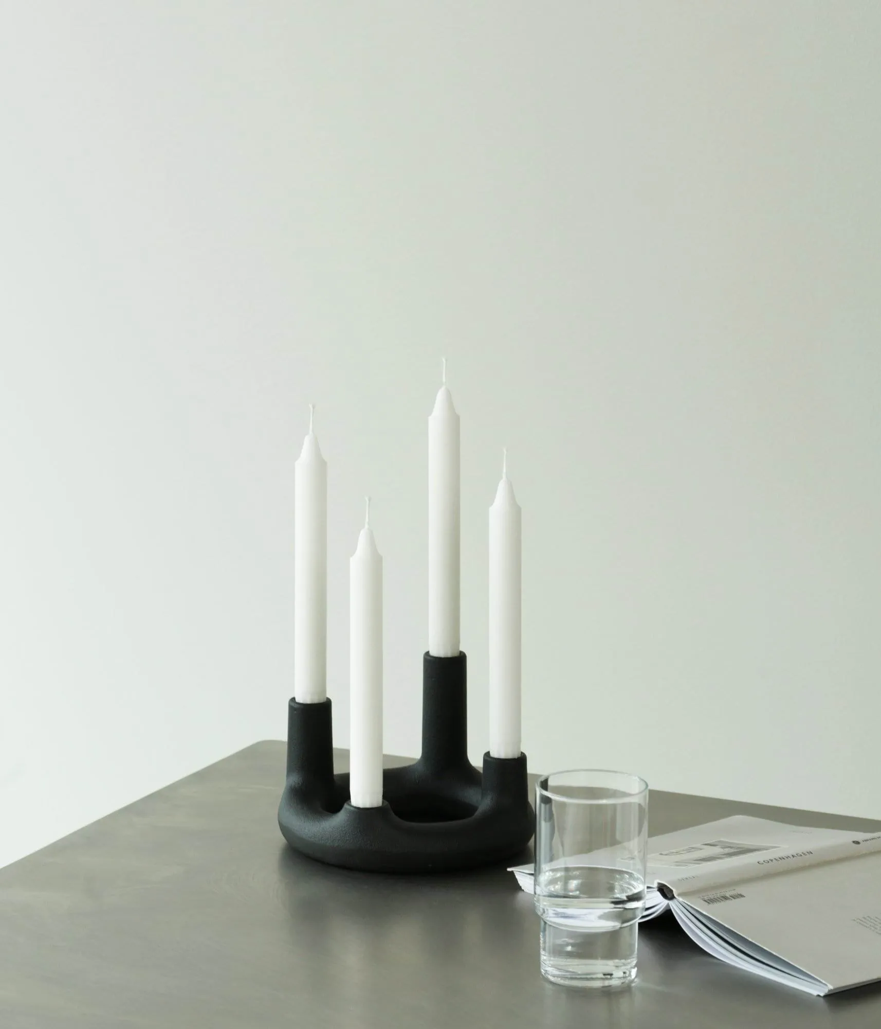 Trin lysestake, Svart, Ø17,7x11,8 cm Normann Copenhagen