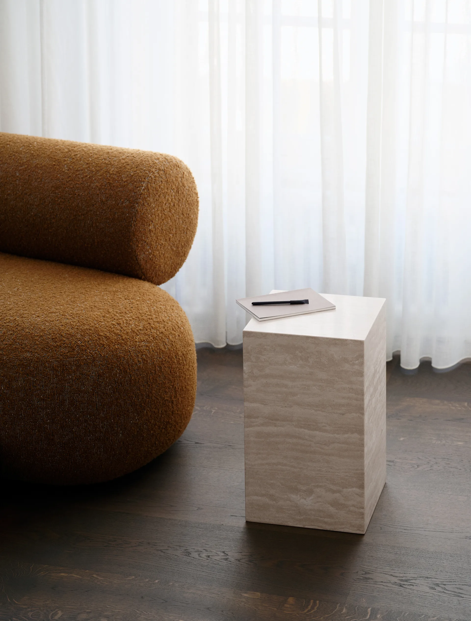 Cubism sidebord, Travertin, 30x30x50 cm NORR11