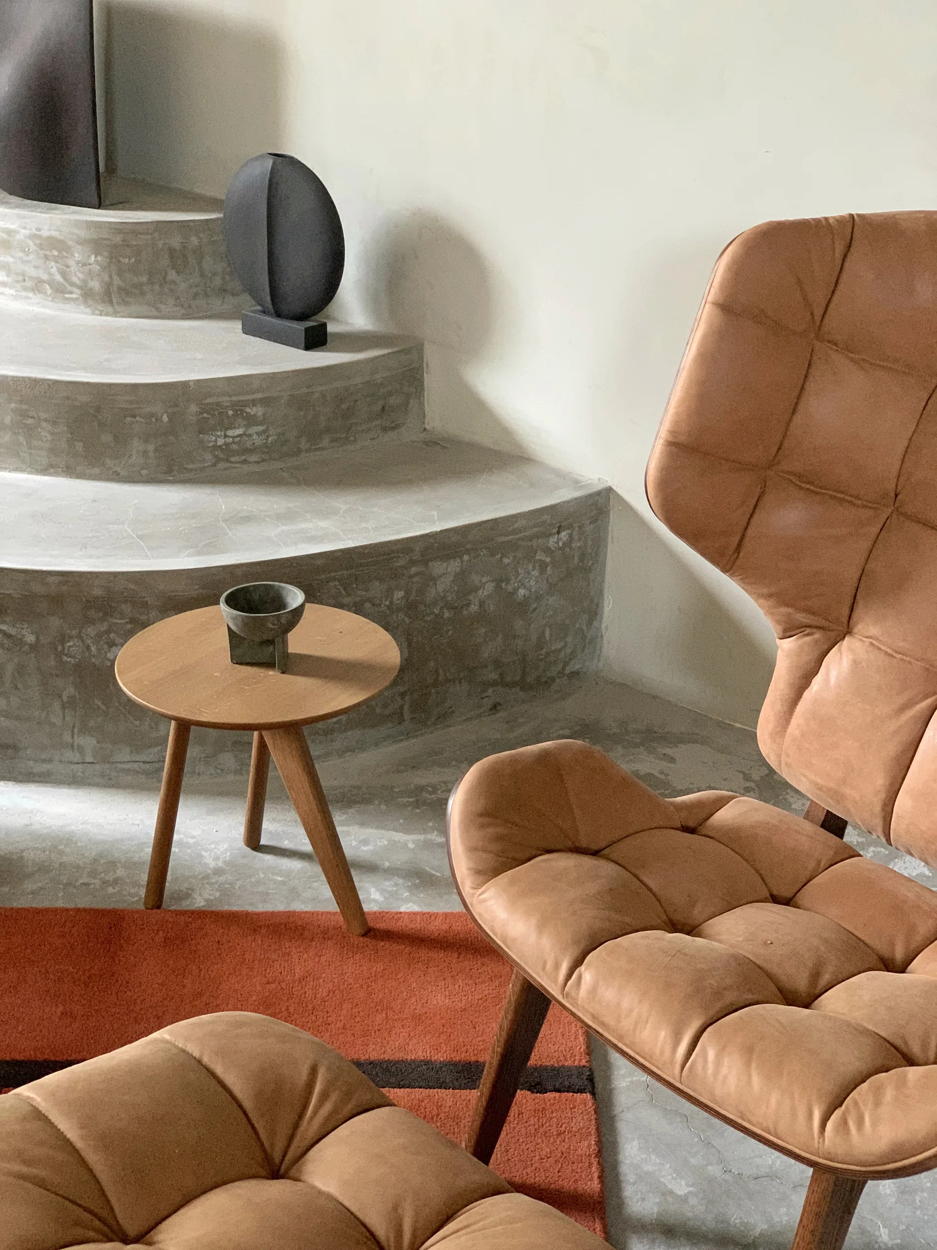 Fino sidebord Ø40 cm, Light smoked NORR11