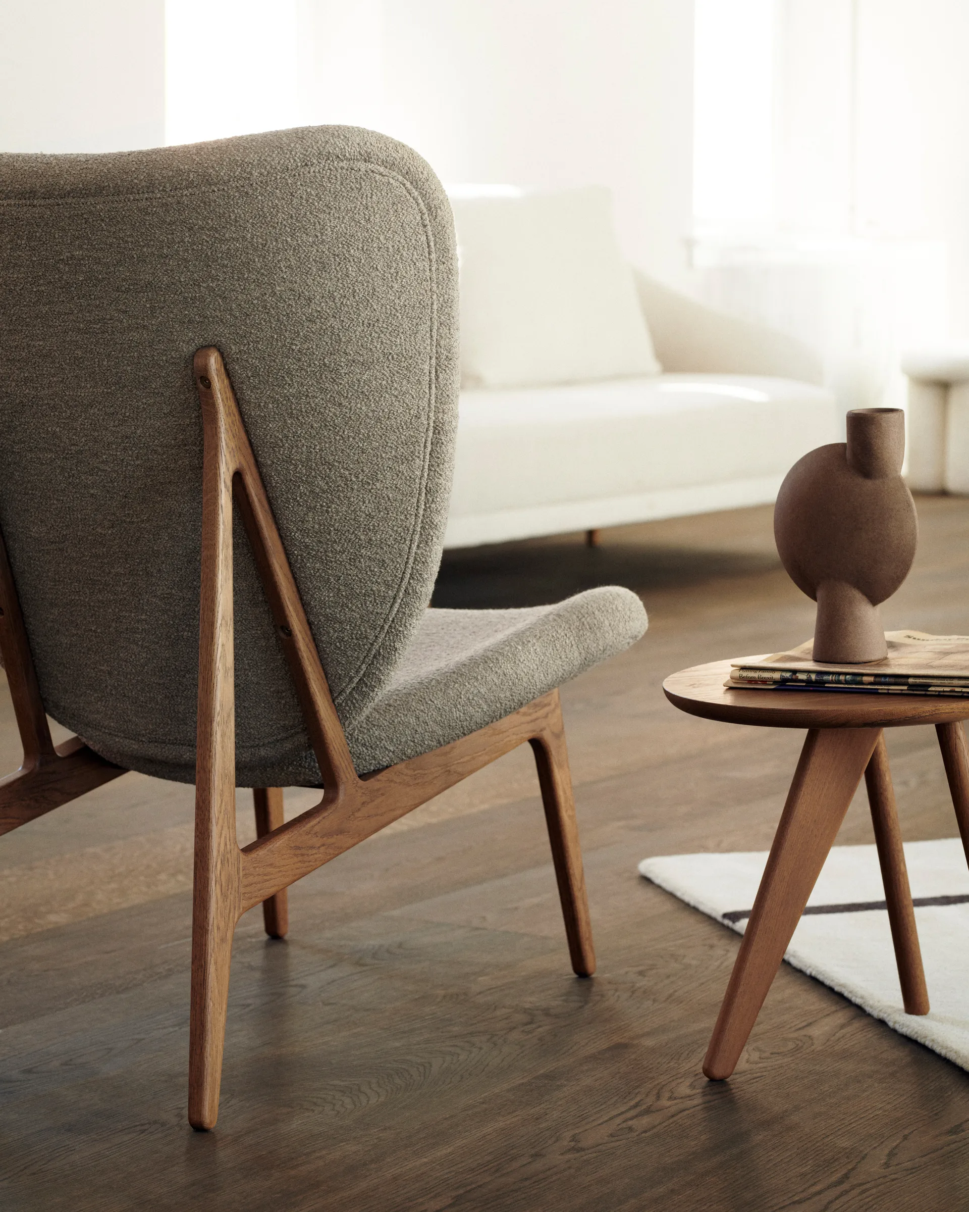 Fino sidebord Ø40 cm, Light smoked NORR11