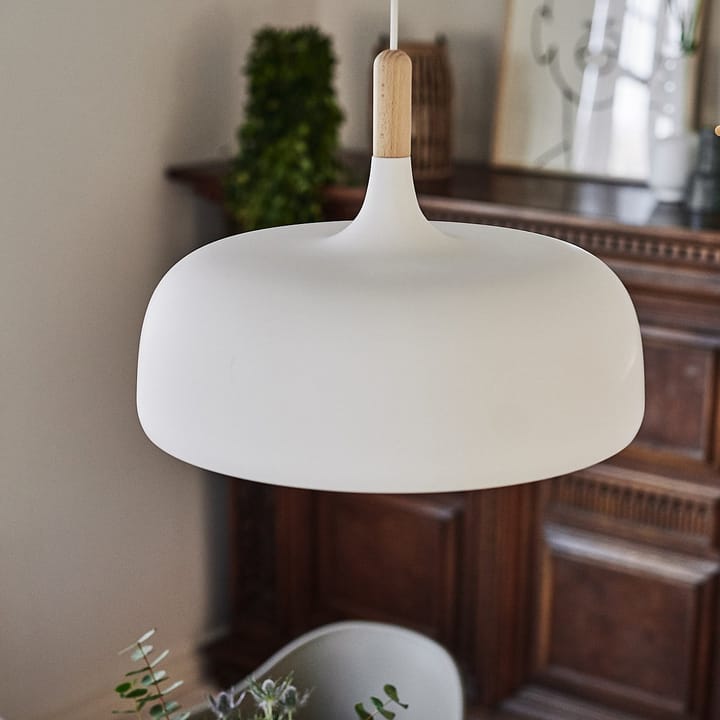 Acorn taklampe, hvit Northern