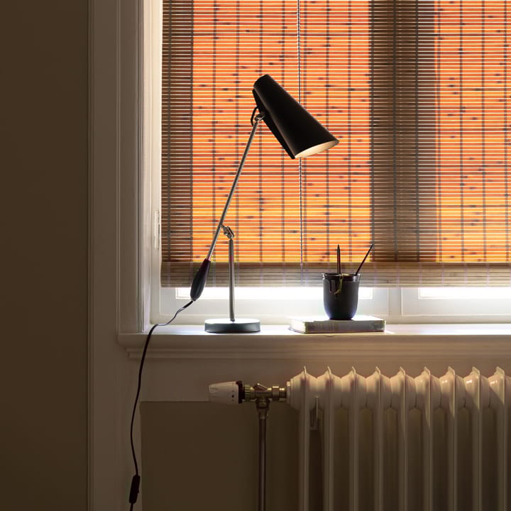 Birdy bordlampe, Black-steel Northern