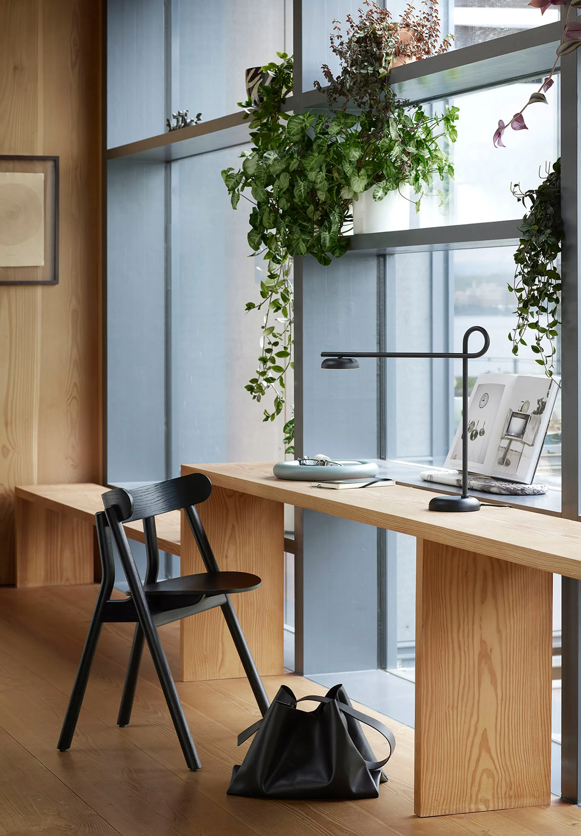 Salto bordlampe, Sort Northern