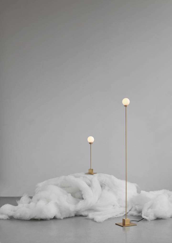 Snowball gulvlampe 117 cm - Brass - Northern