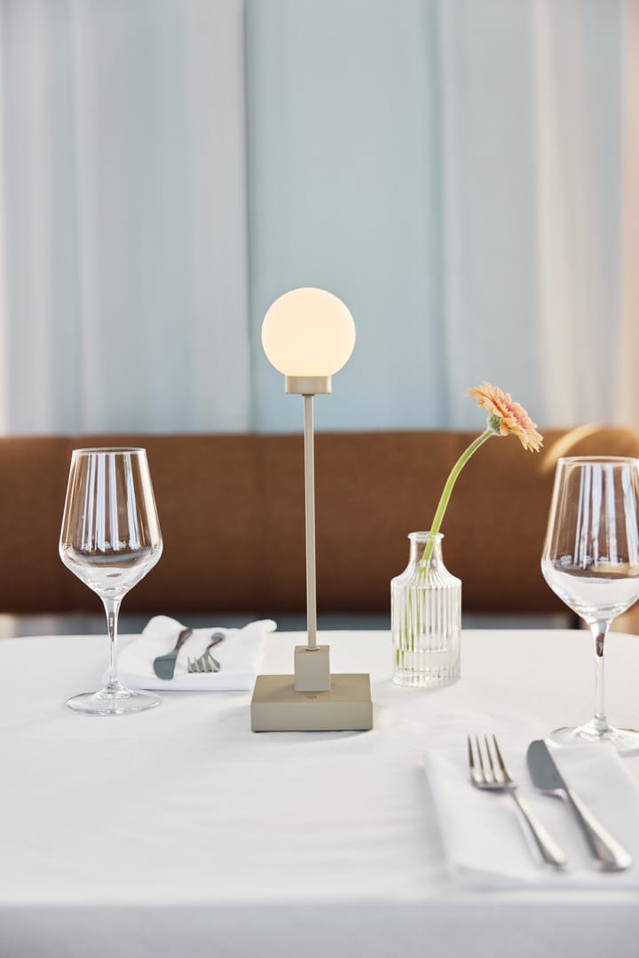 Snowball portabel bordlampe 33 cm, Grey beige Northern