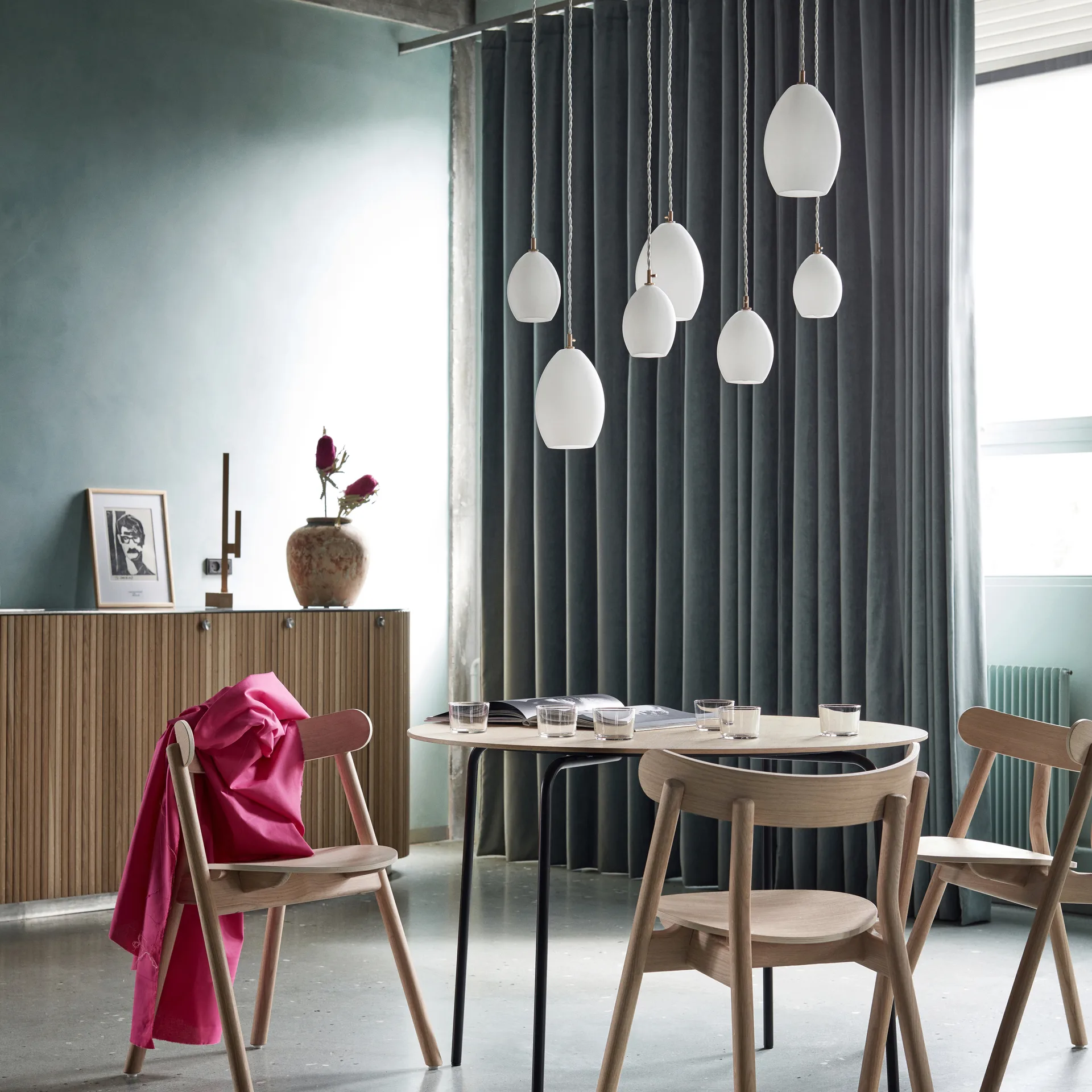 Unika taklampe hvit, Stor Northern