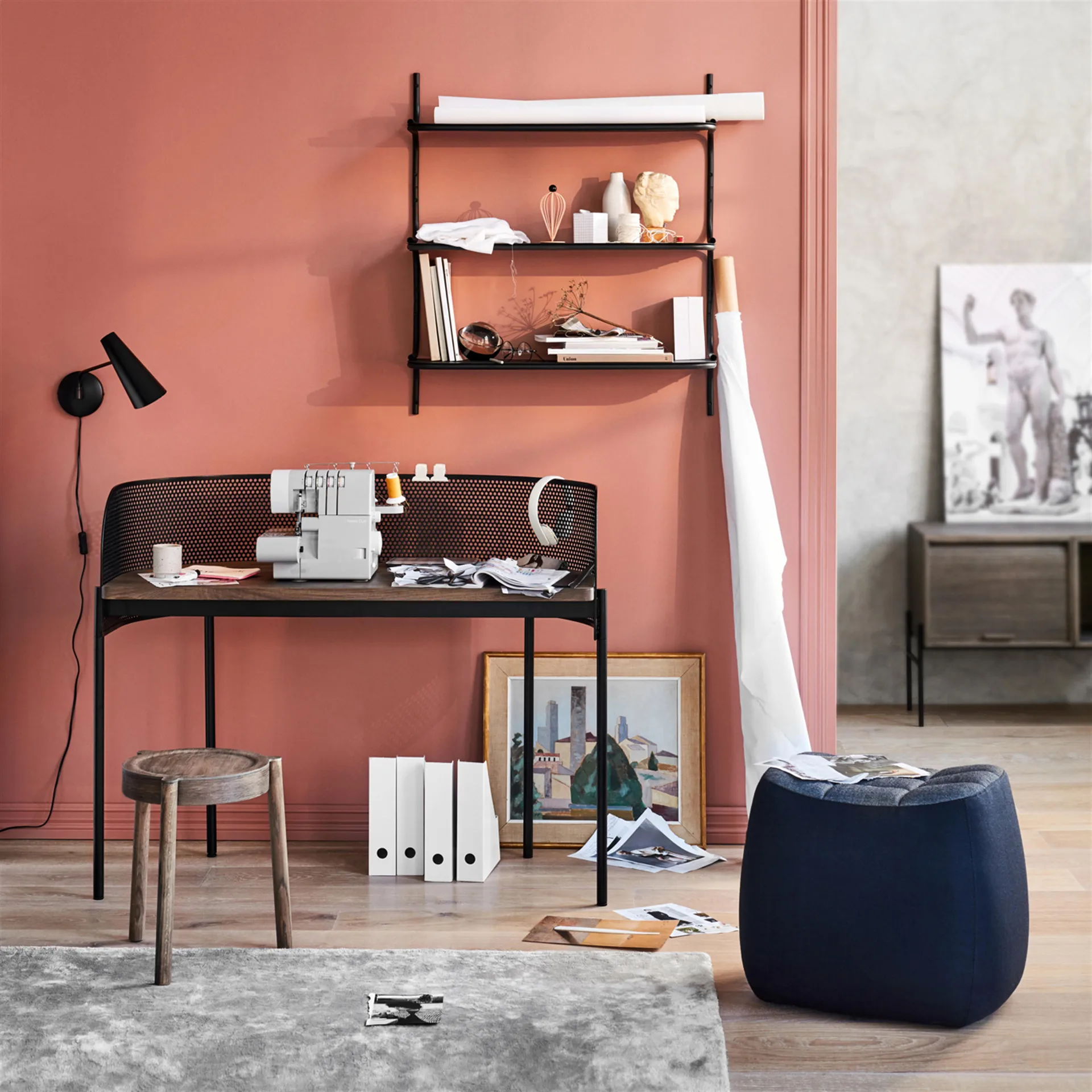 Wired vegghylle, svart Northern