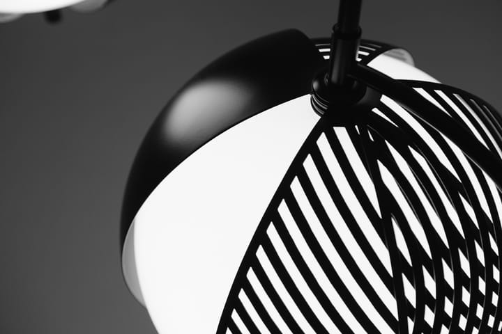 Mondo triplette takpendel, Black Oblure