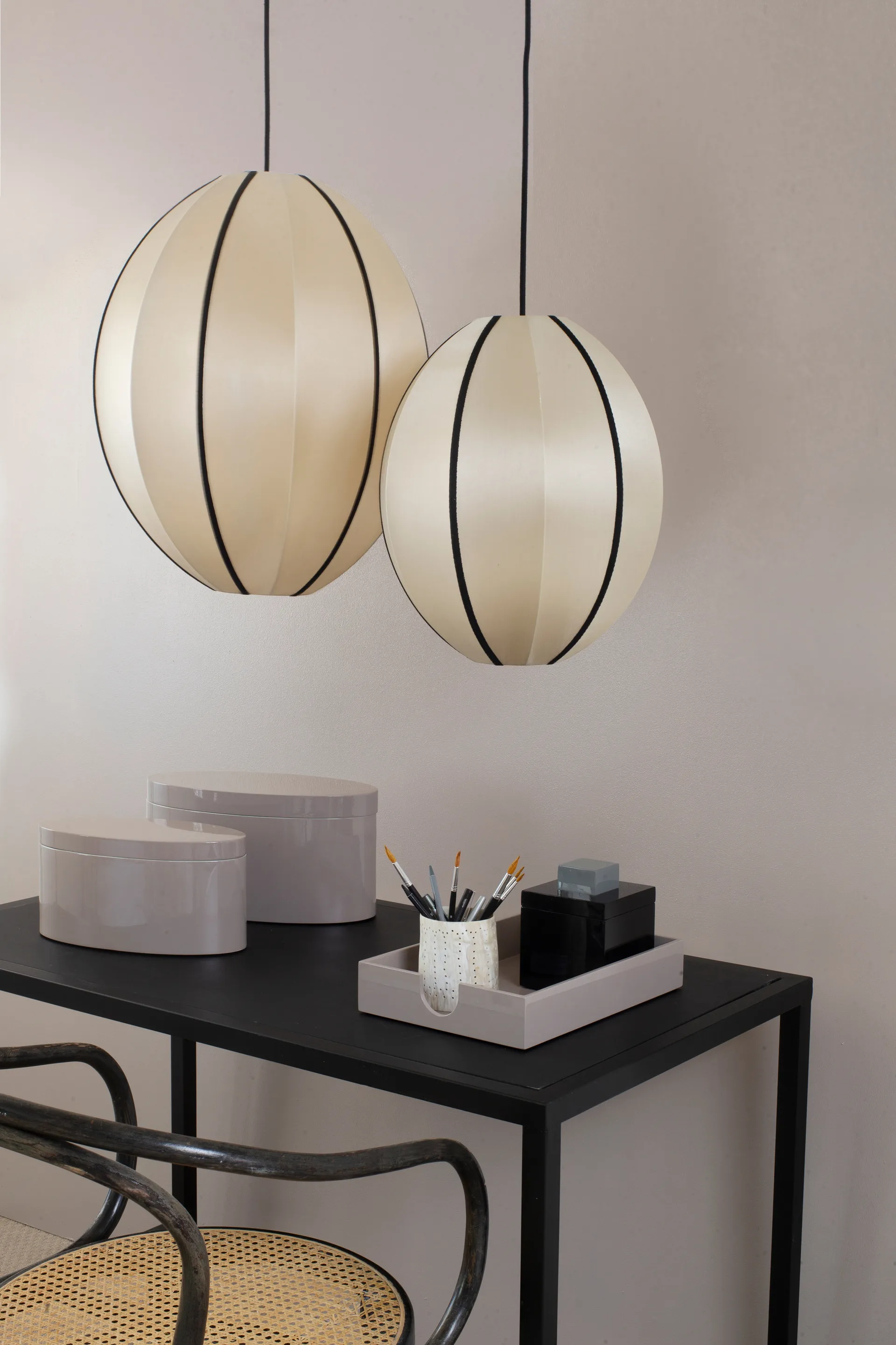 Indochina Classic Oval S lampeskjerm, Kit-black Oi Soi Oi