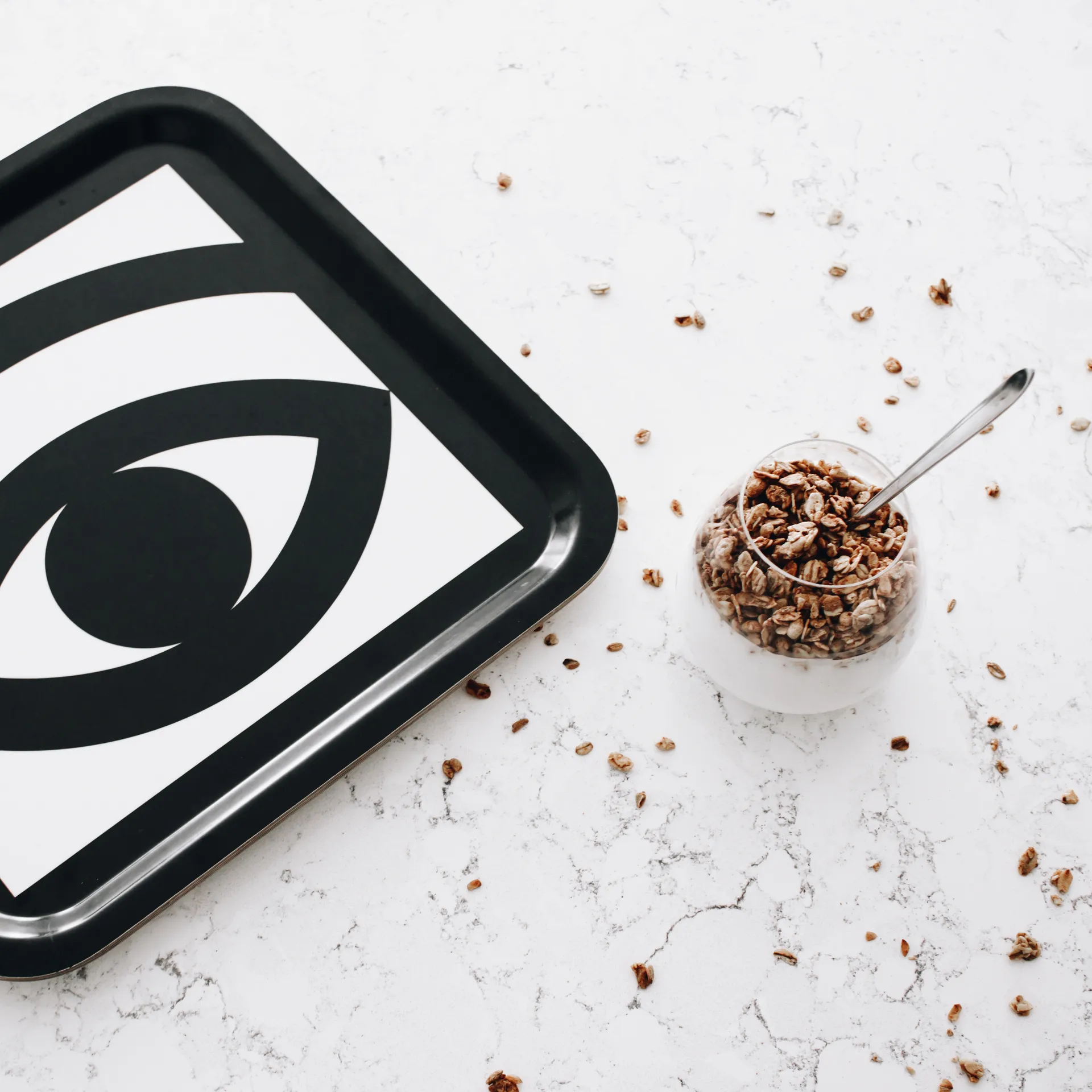 Ögon brett 32x32 cm, Svart Olle Eksell