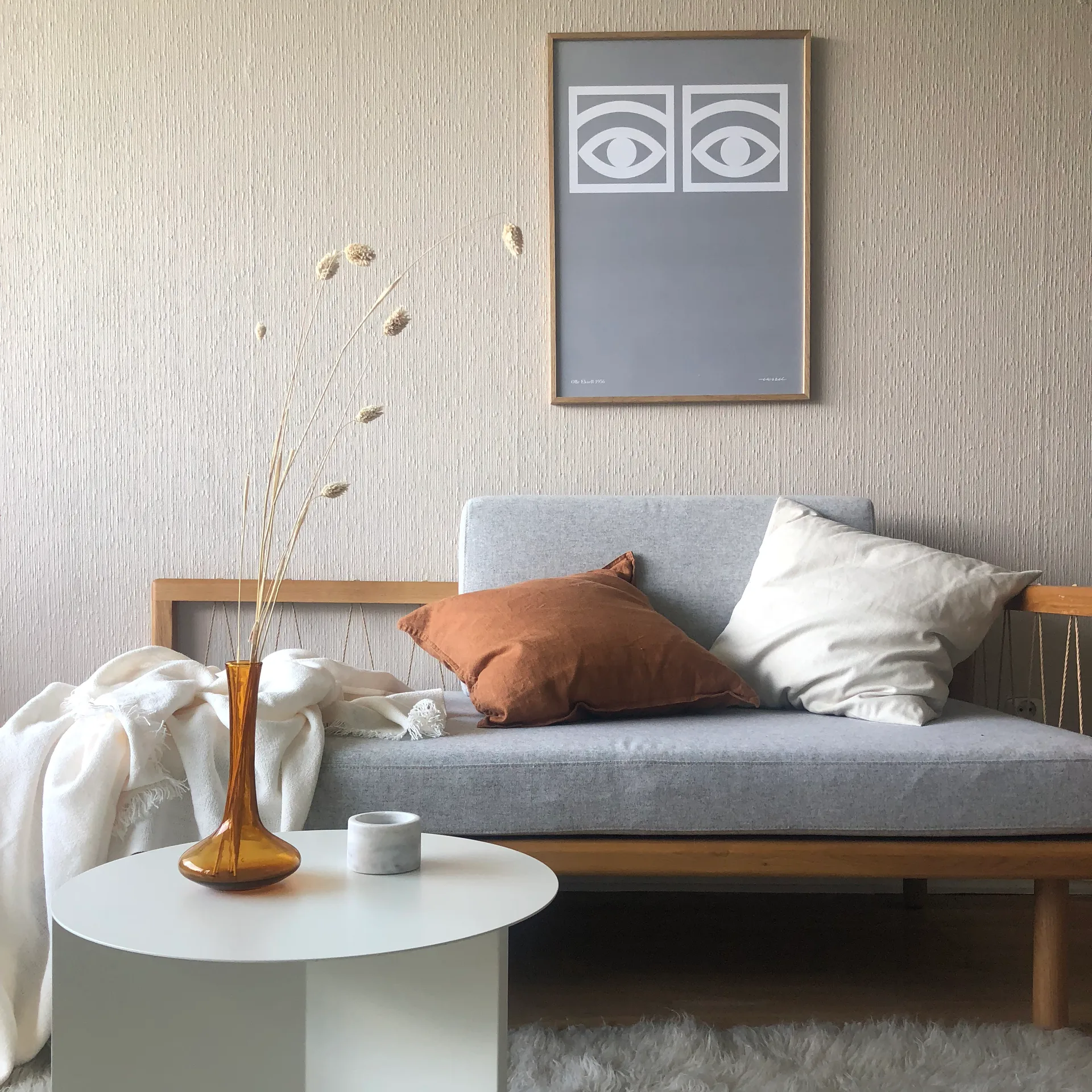 Ögon grå poster, 50 x 70 cm Olle Eksell