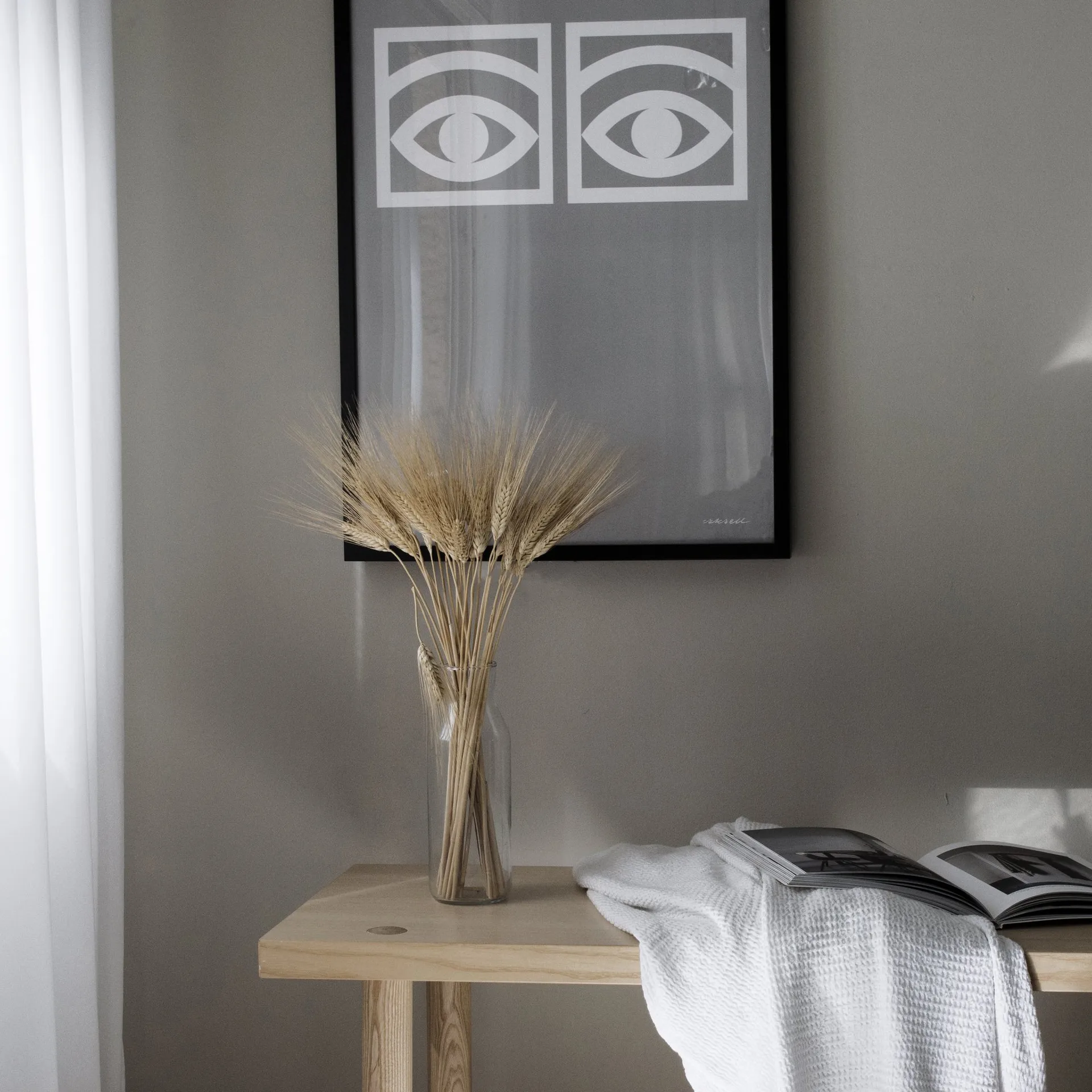 Ögon grå poster, 50 x 70 cm Olle Eksell