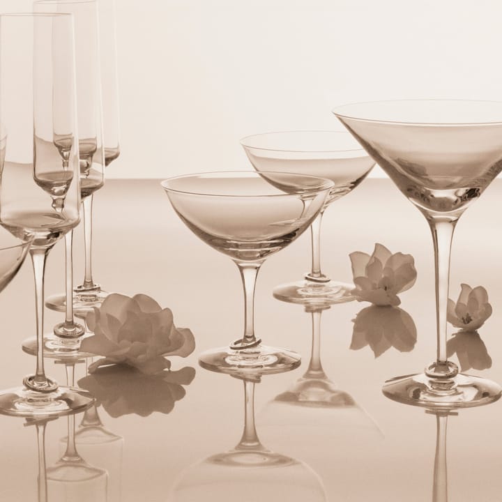 Amor Vincit Omnia glass 2-pack - champagne coupe 2-pack - Orrefors