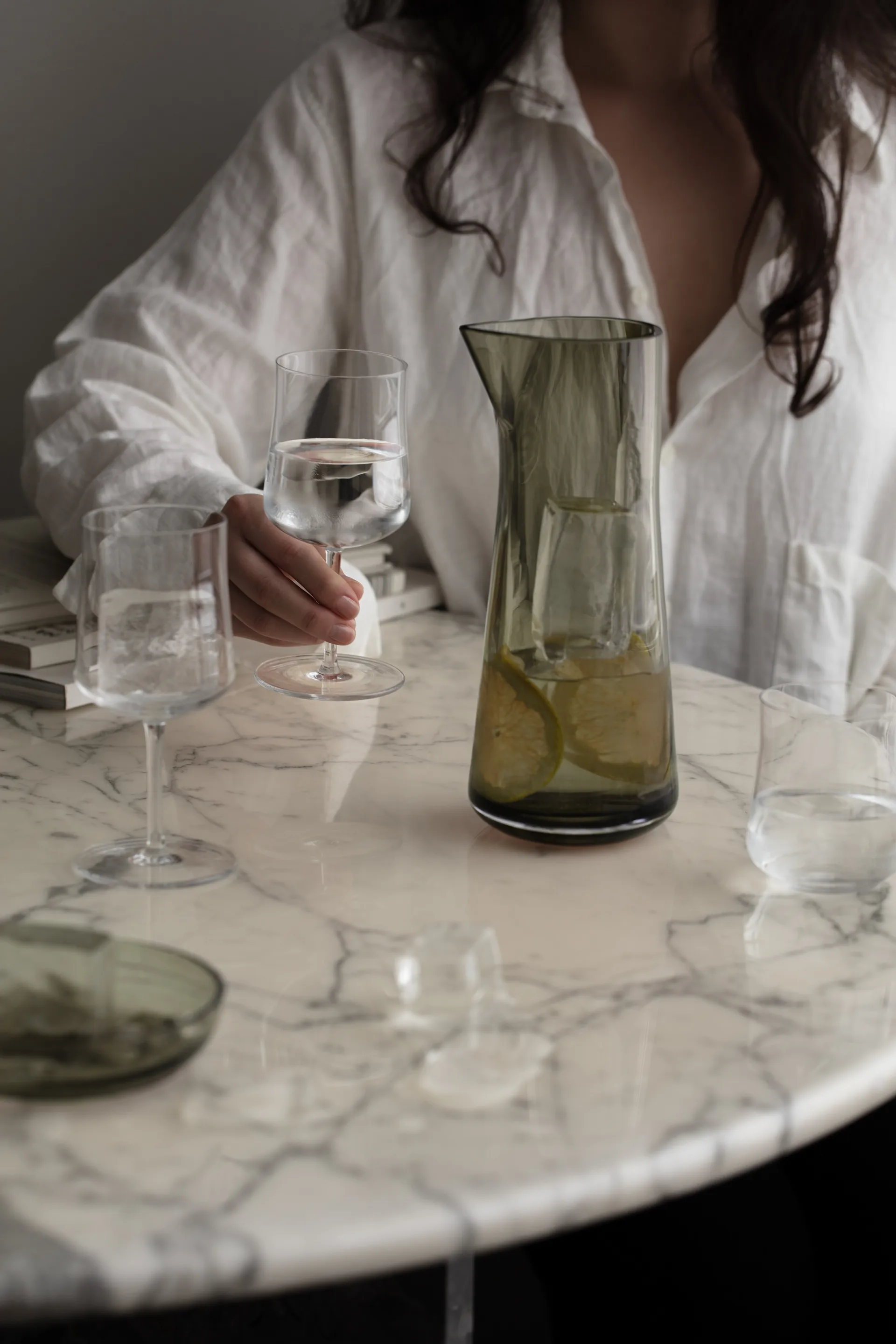 Informal karaffel med skål 1 L, Oliven Orrefors