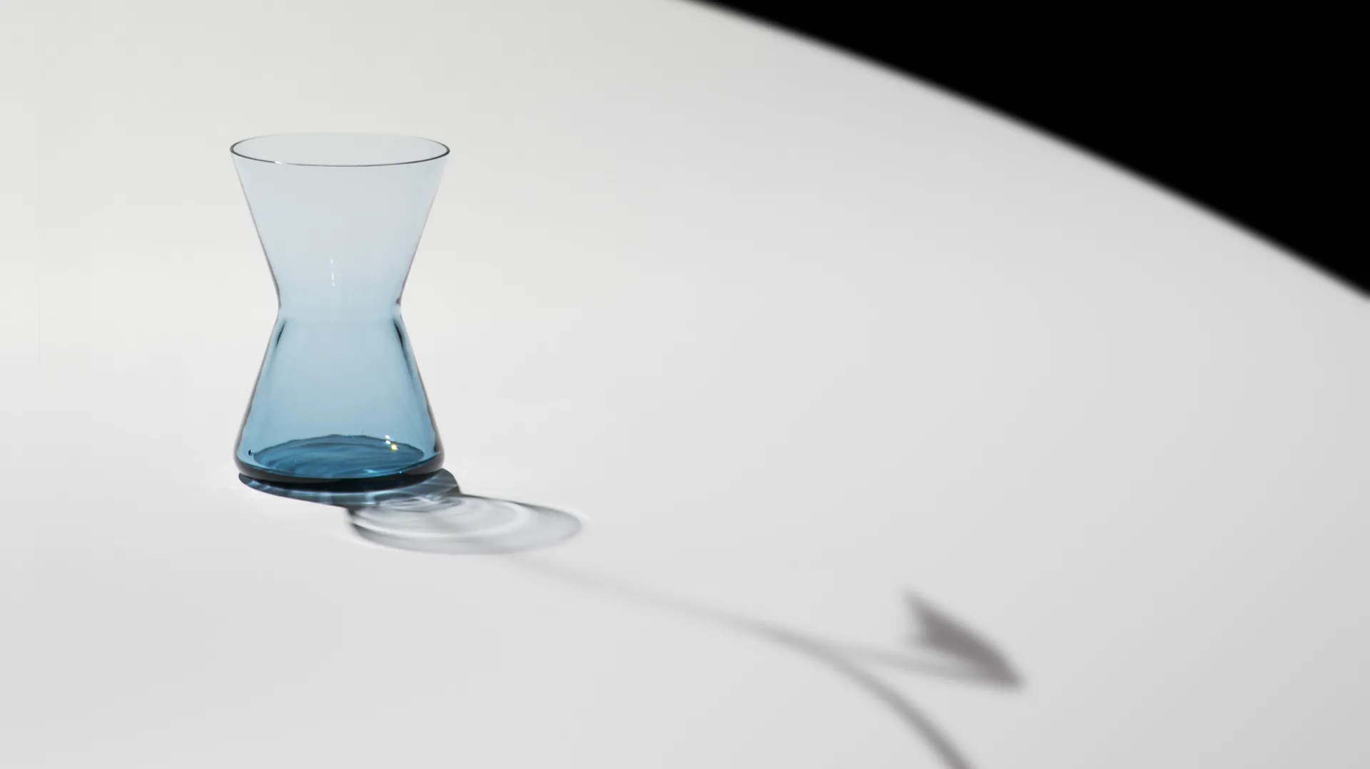 Midsummar minivas Peach-leaved Bellflower, 86 mm Orrefors