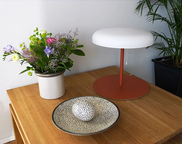 Mushroom bordlampe, oransje Örsjö Belysning