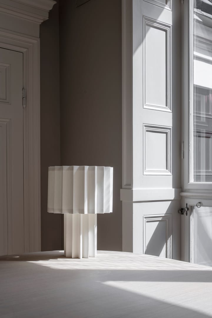 Plissé bordlampe tekstil, Hvit Örsjö Belysning