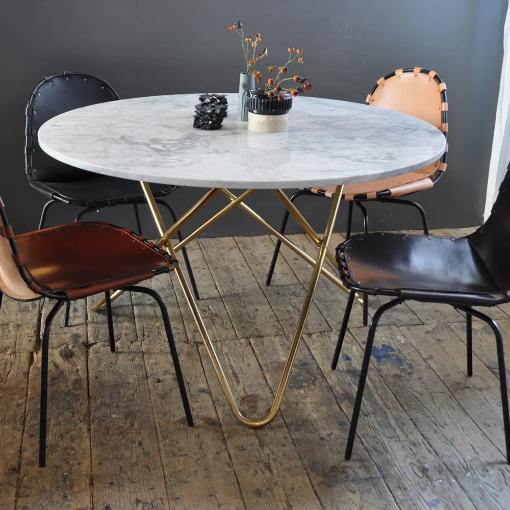 Big O Table spisebord, Marmor indio, sort stativ OX Denmarq