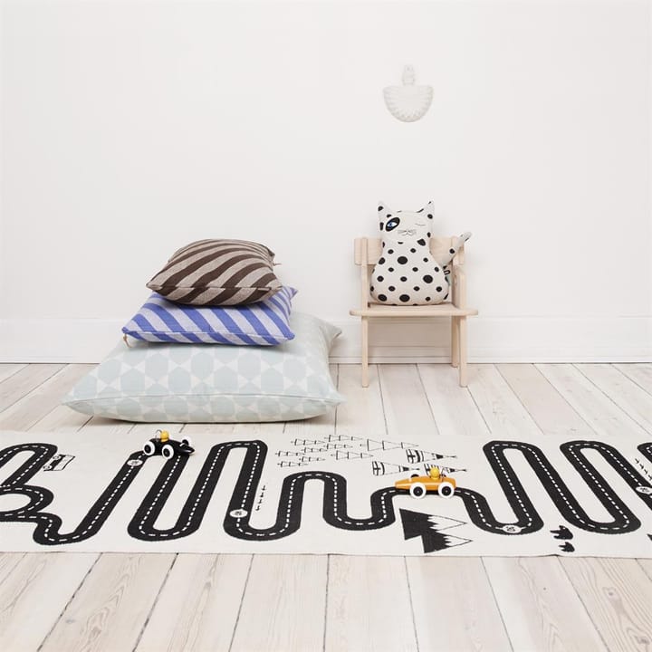 Adventure gulvteppe 70x180 cm, beige-svart OYOY