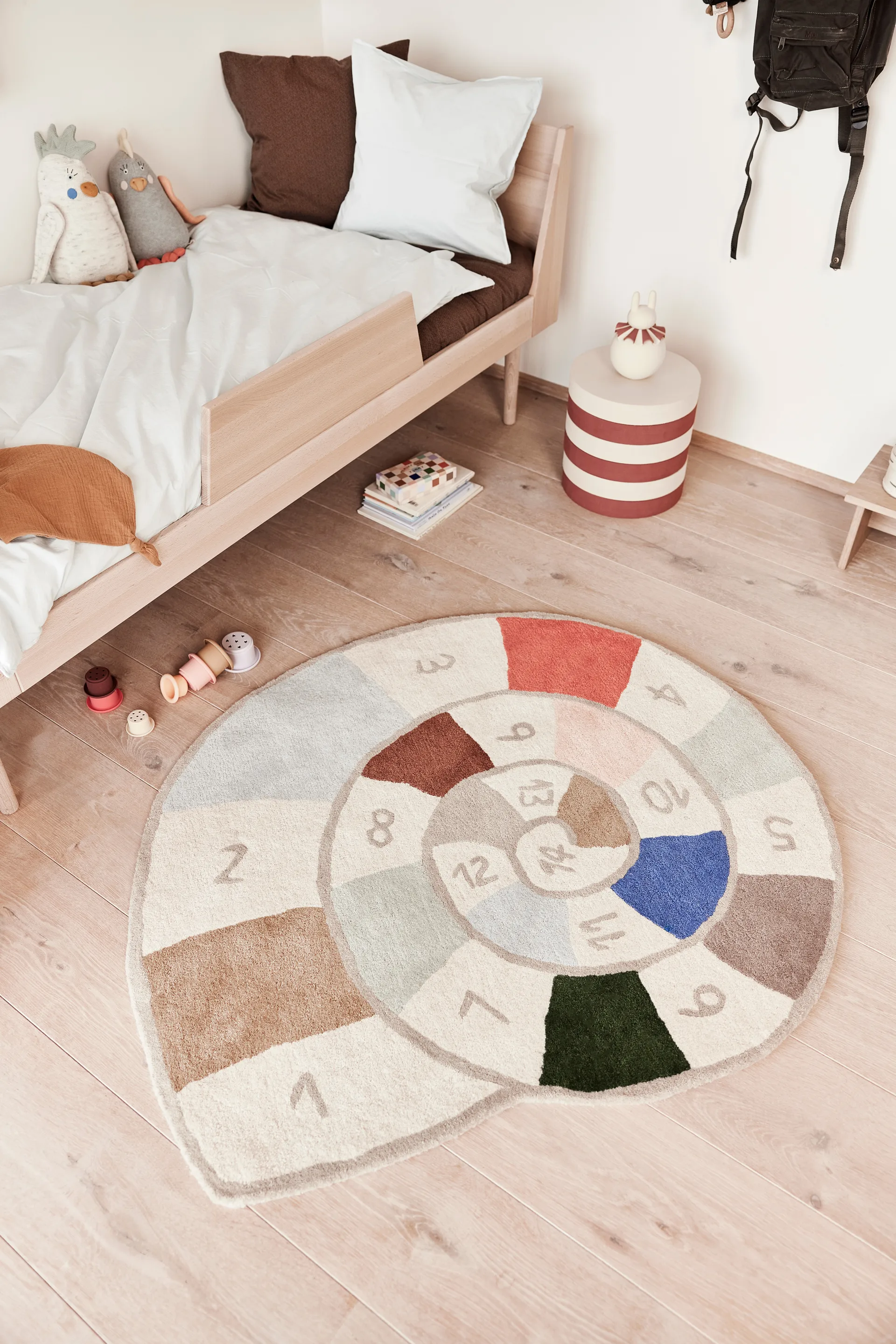 Kai Undulat kosedyr, Offwhite-light mint OYOY