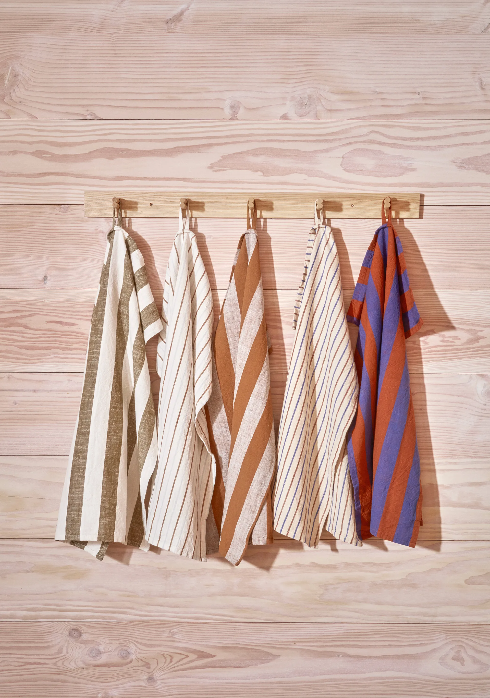 Kurin kjøkkenhåndkle 50 x 70 cm 2-pakning, Oliven-off white OYOY