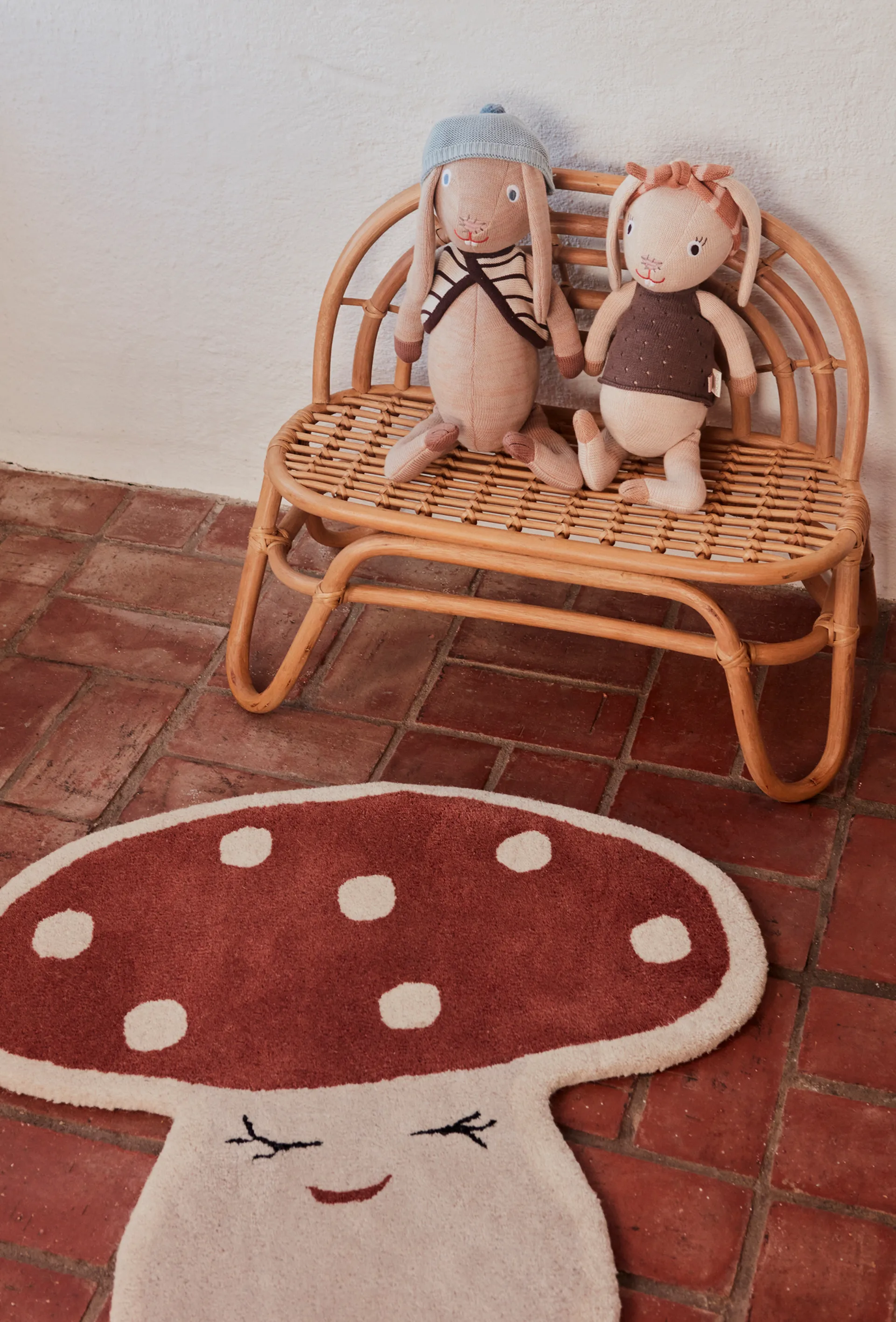 Malle mushroom teppe 75 x 77 cm, Red OYOY