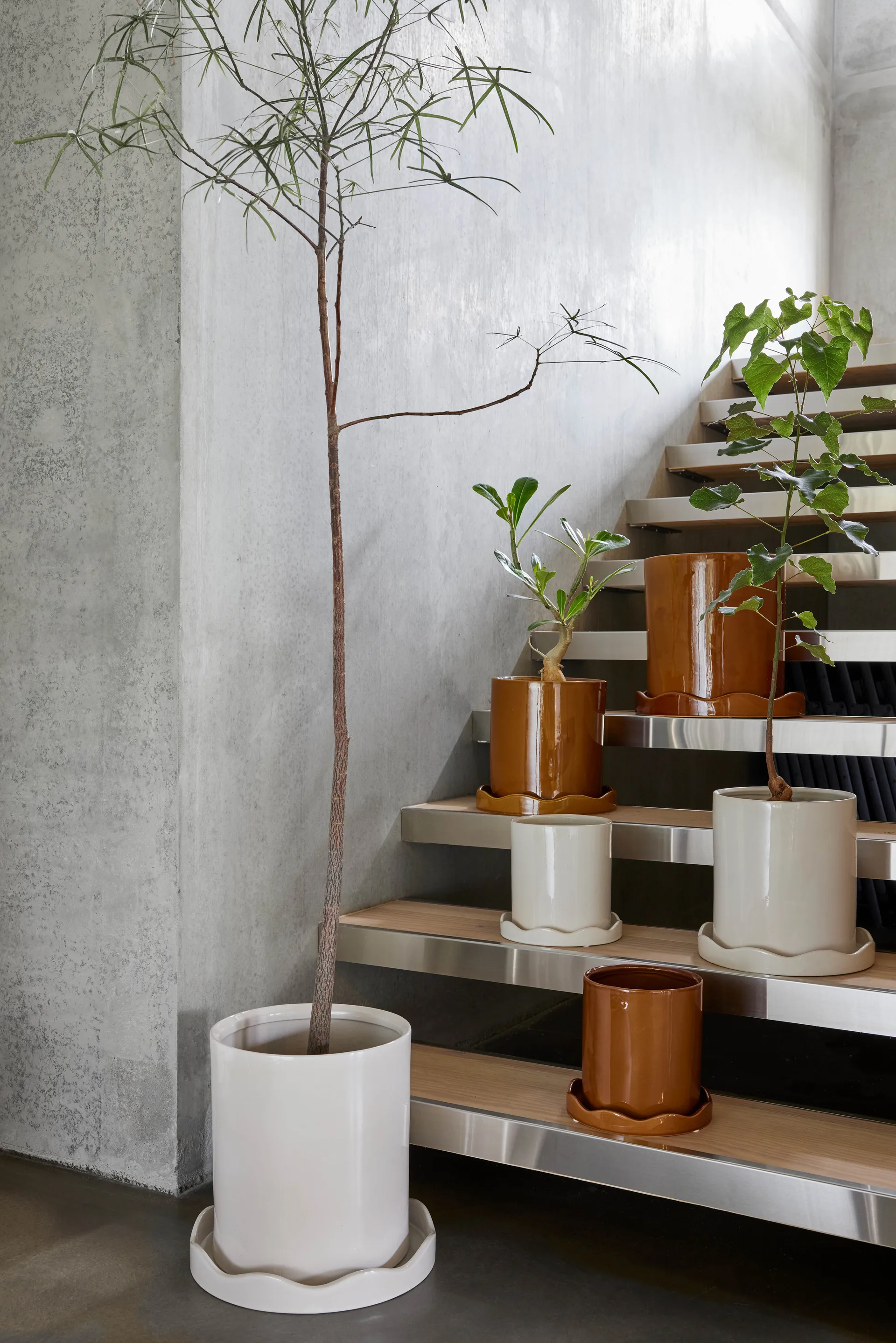 Nami krukke med fat Ø16,5 small, Amber OYOY