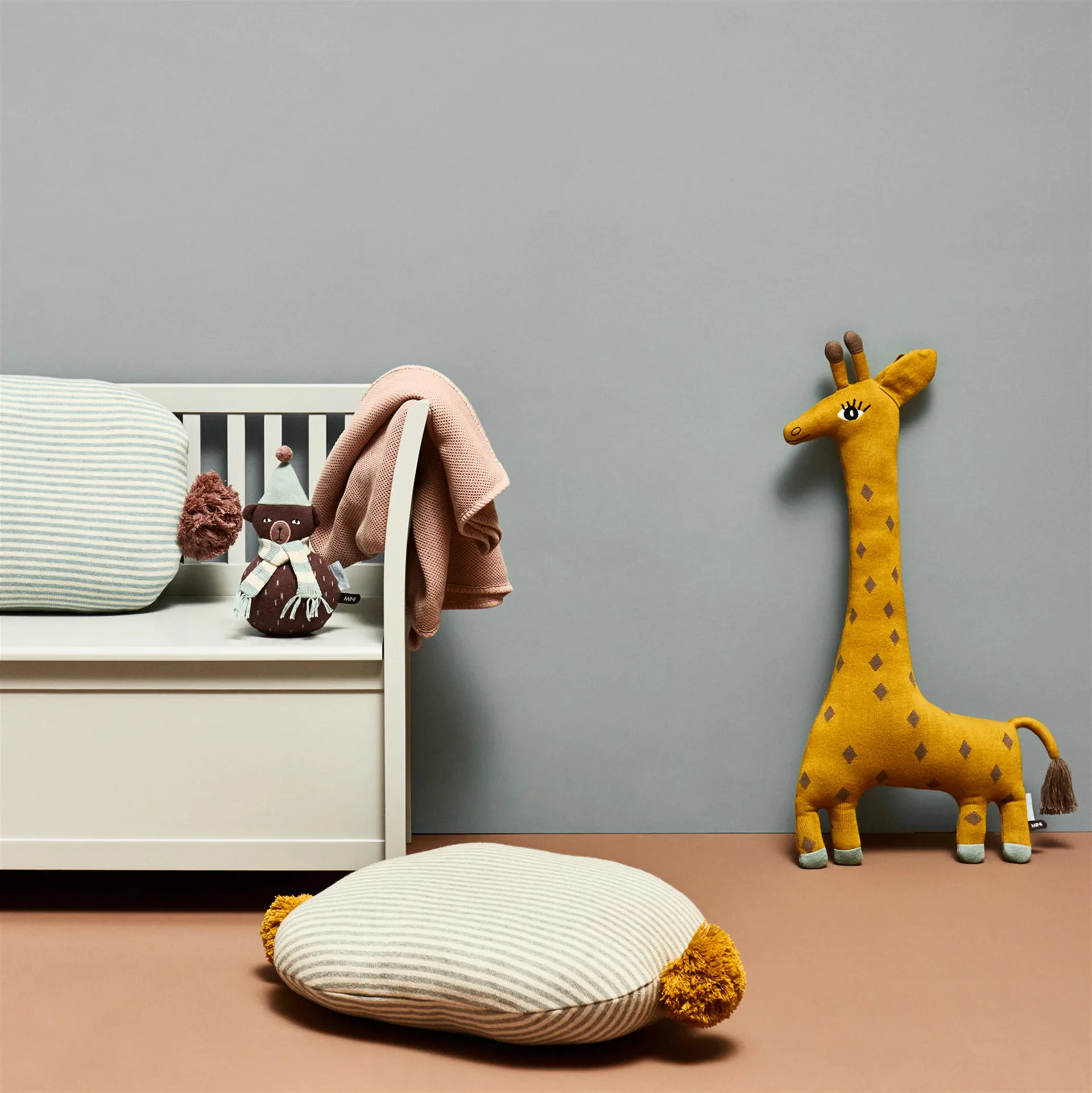 Noah the giraff kosedjur, gul OYOY