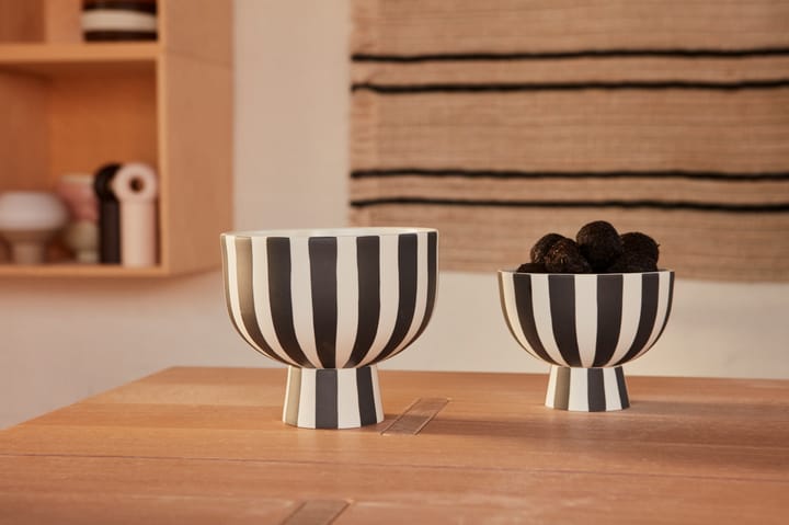 Toppu bolle Ø 15 cm, Svart-hvit OYOY