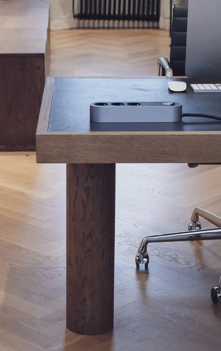 Edgar Power Bar grenuttak, Satin aluminium Palette